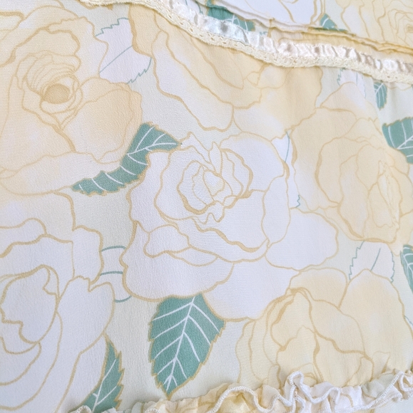 Kenzie Silk Skirt With Yellow Roses - Picture 5 of 6